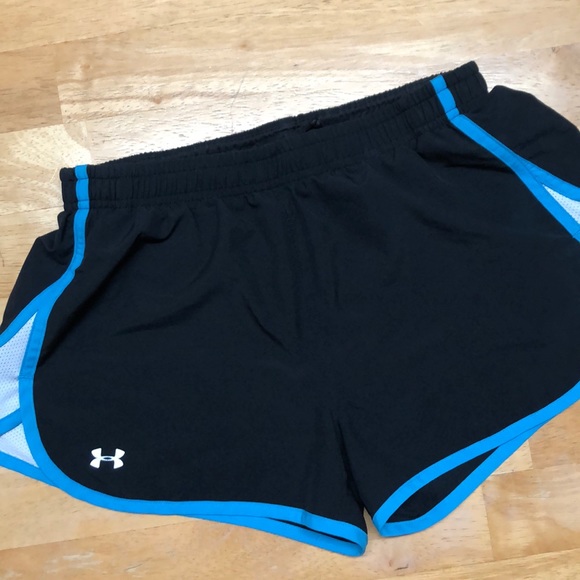 Under armour Ladies Small Black Athletic Shorts - Picture 5 of 8